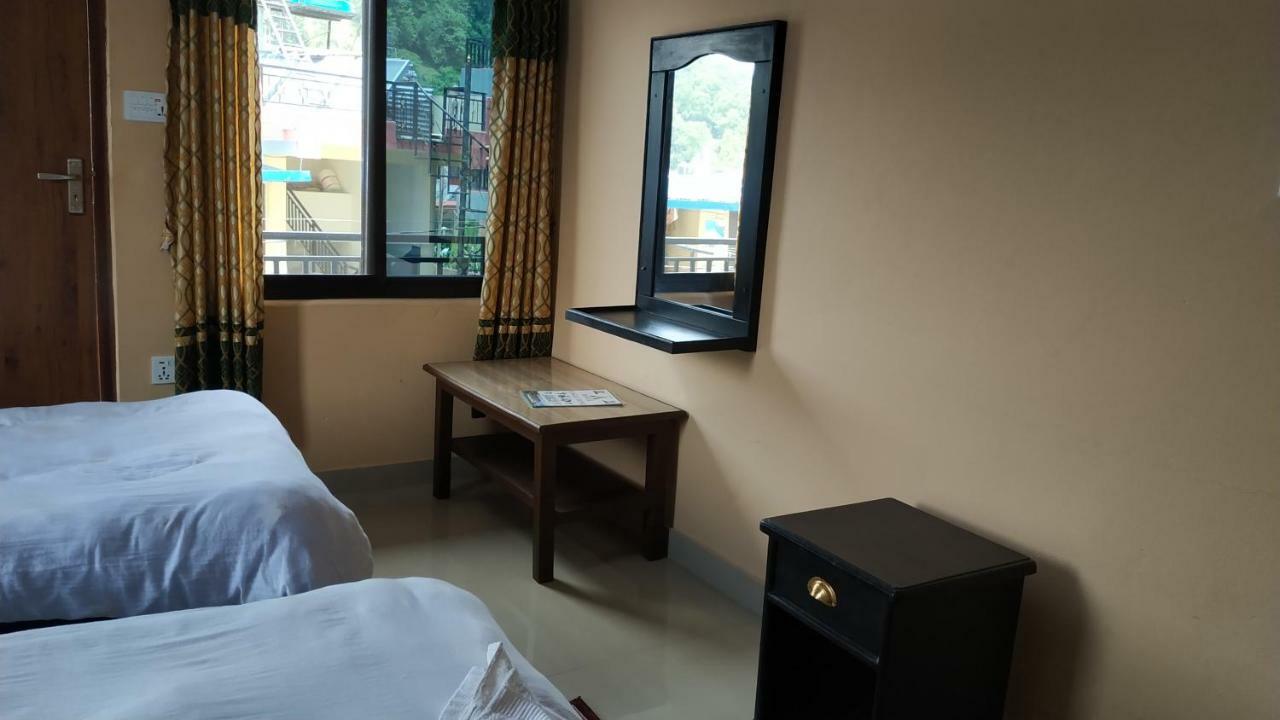 Hotel Eagle Zone Pokhara Exterior photo